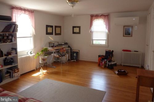 115 Maple St, Princeton NJ  08542-3849 exterior
