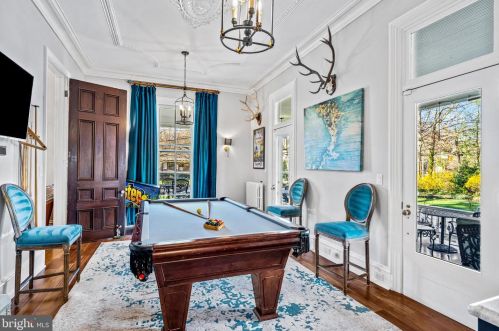 114 Kings Hwy, Tavistock NJ 08033-1981 exterior