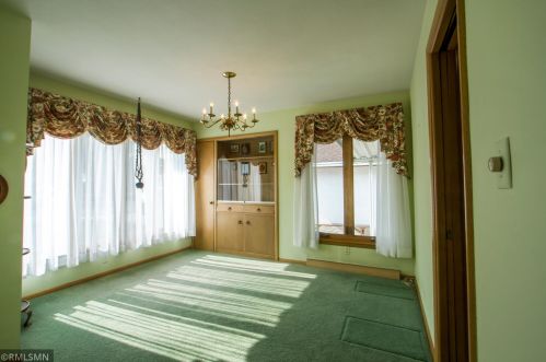 1533 Conway St, Saint Paul MN  55106-5923 exterior