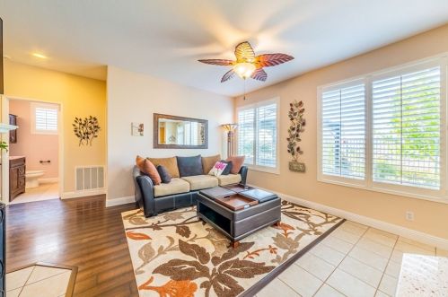 8735 Fallbrook Way, Anaheim CA  92808-3600 exterior