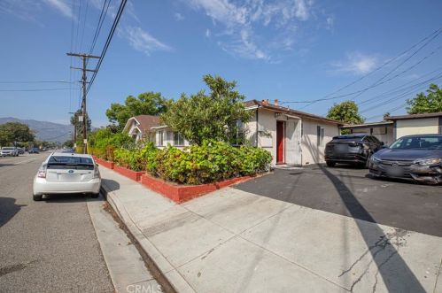 341 Chevy Chase Dr, Glendale CA  91205-4440 exterior