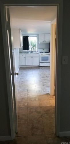 237 Ardys Pl, Vista CA  92084-5118 exterior