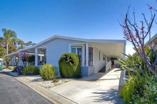 3457 Don Jose Dr, Carlsbad, CA 92010-3919