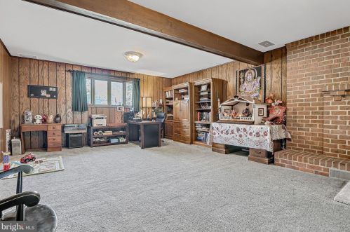 2714 Ritner Hwy, Carlisle PA  17015-9428 exterior