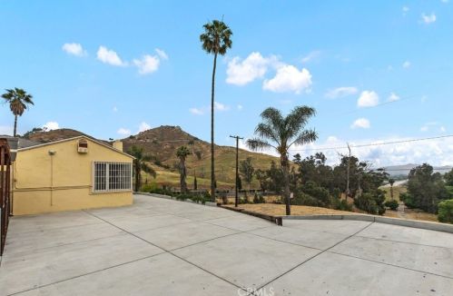 4764 Indian Hill Rd, Riverside, CA 92501-2011