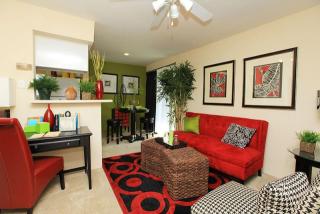 2701 Bellfort Ave, Houston TX  77054-5026 exterior