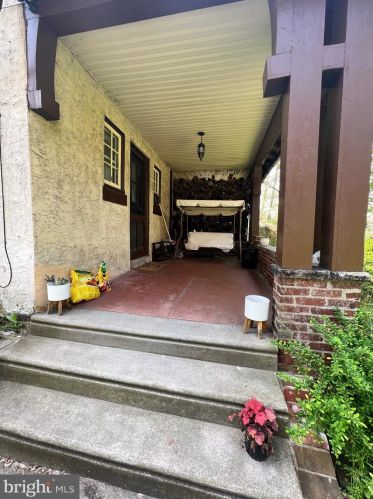268 Harvey St, Philadelphia, PA 19144-3321