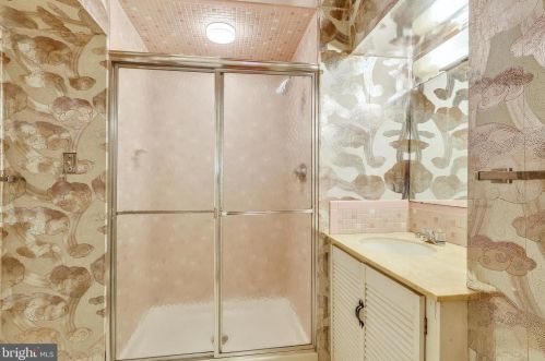 14120 Rippling Brk Dr, Silver Spring MD 20906-2302 exterior