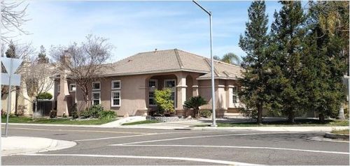 2100 Paramont Way, Modesto, CA 95355-8442