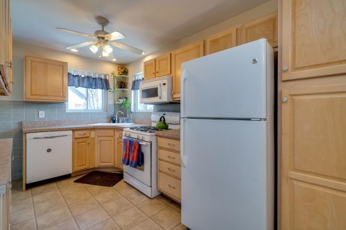 3937 Fordham Pl, Cincinnati OH 45213-2326 exterior