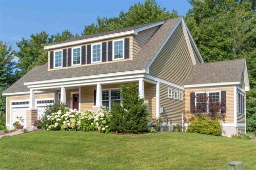 42 Halls Way, Seabrook, NH 03874-4590