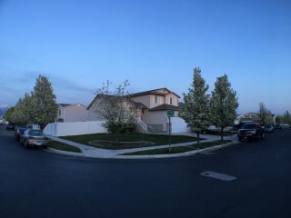 1987 2830, Syracuse UT  84075-7106 exterior