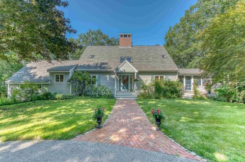 57 Sargent Rd, Holderness, NH 03245-5145