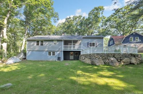 885 Main St, Upper Stepney CT  06468-2811 exterior