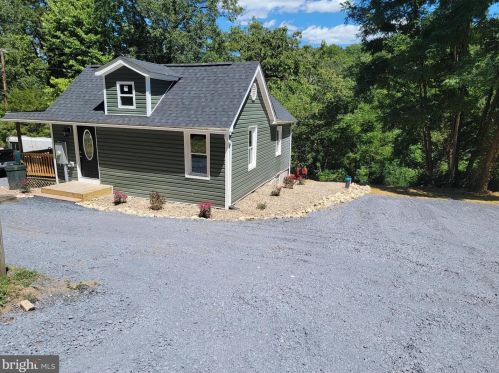 2029 Edinburg Gap Rd, Edinburg, VA 22824-3540