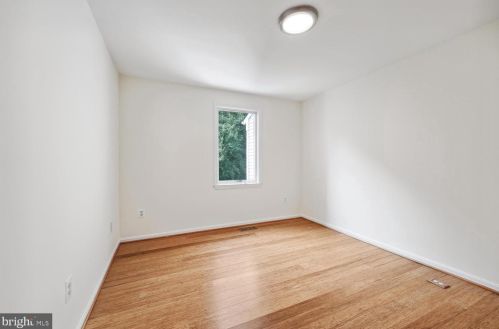 345 Crescendo Way, Silver Spring MD 20901-5020 exterior