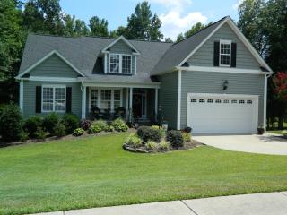 7817 Lagenaria Dr, Angier, NC 27501-5502