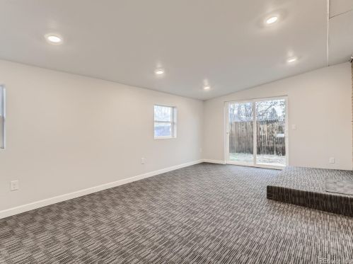 697 Evanston St, Aurora CO 80014-1543 exterior