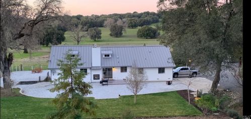 2001 Vichy Springs Rd, Ukiah CA 95482-4135 exterior