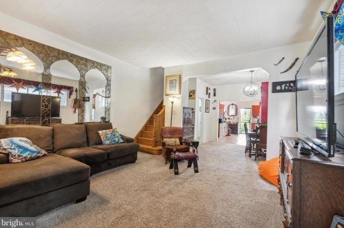 5949 11th St, Philadelphia, PA 19141-3210