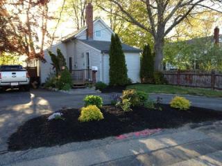 9 Bergin St, East Providence, RI 02915-5111