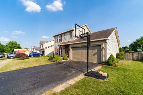 2735 Jenna Cir, Boulder Hill, IL 60538-4007