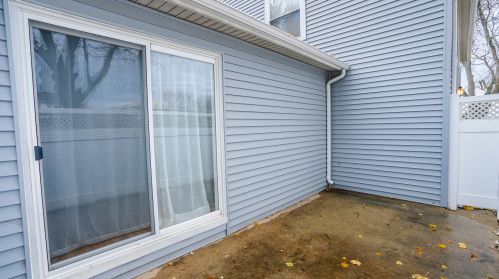 1521 Stonehenge Dr, Sycamore IL  60178-2646 exterior