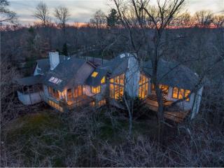8709 Highwood Ln, Indianapolis, IN 46278-9556