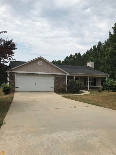 225 Oak Meadows Pl, Porterdale, GA 30016-8580