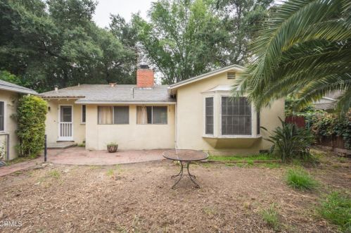 3213 Park Vis Dr, Glendale CA 91214-3355 exterior