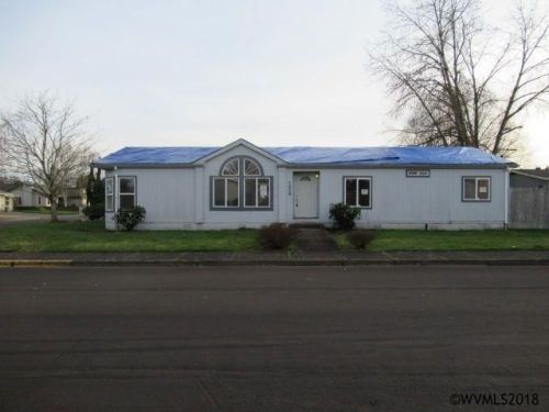 1608 Sandalwood St, Mcminnville, OR 97128-5686