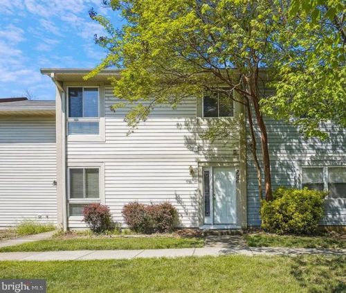 736 Cordell Way, Herndon, VA 20170-4401