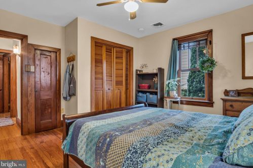 125 Parker St, Carlisle PA  17013-2821 exterior