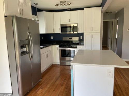 10641 Wren St, Minneapolis MN  55433-4026 exterior