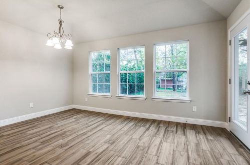 1308 Lagonda Ave, Fort Worth TX  76164-8614 exterior