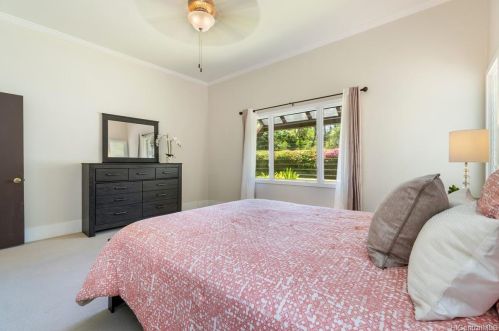 4678 Kahala Ave, Honolulu HI  96816-5211 exterior