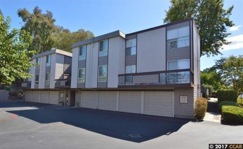 2045 Sierra Rd, Concord, CA 94518-2904