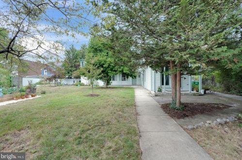 251 Hanover St, Carlisle PA  17013-1928 exterior