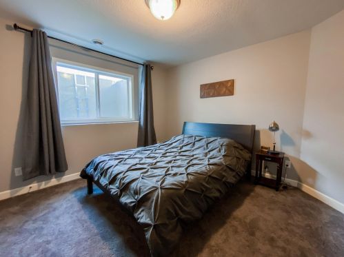 9515 Compass Pointe Rd, Saint Paul MN  55129 exterior