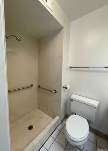 1212 Punahou St, Honolulu HI  96826-1031 exterior