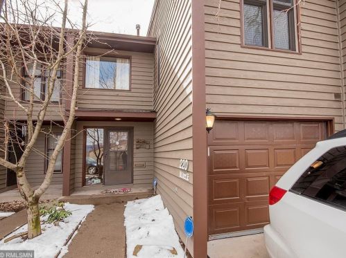 220 8th St, Minneapolis, MN 55414-1115