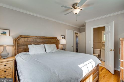 2218 Osborn Dr, Silver Spring MD 20910-1323 exterior