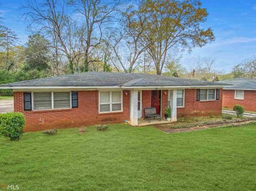 303 Springdale Dr, Lagrange, GA 30240-2649