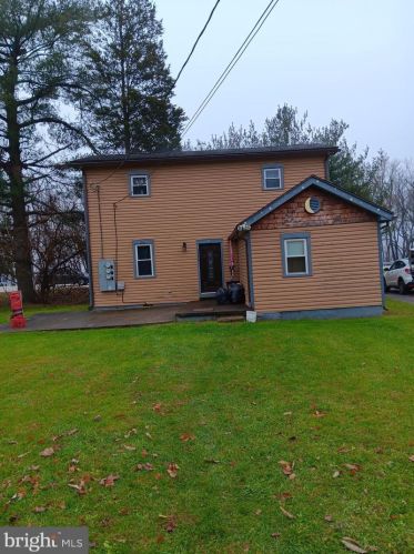 3220 Susquehanna Trl, Duncannon, PA 17020-7108