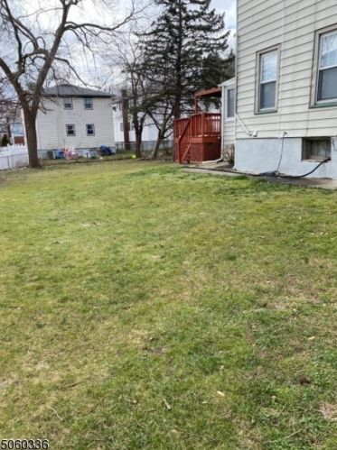 495 Boyden Ave, Maplewood NJ  07040-3030 exterior