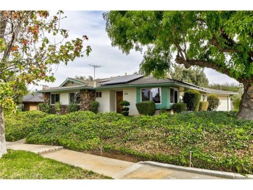 519 Nottingham Dr, Redlands, CA 92373-5764