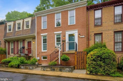 11327 Palisades Ct, Kensington, MD 20895-1334