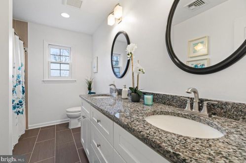 1 Fieldston Rd, Princeton NJ  08540-6453 exterior