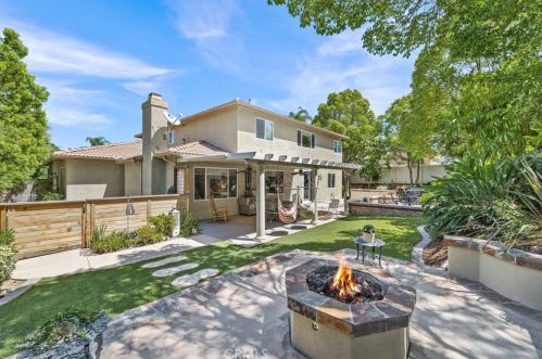 19161 Hitching Post Pl, Riverside CA  92508-7133 exterior