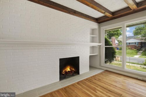 10300 Insley St, Silver Spring MD  20902-4931 exterior